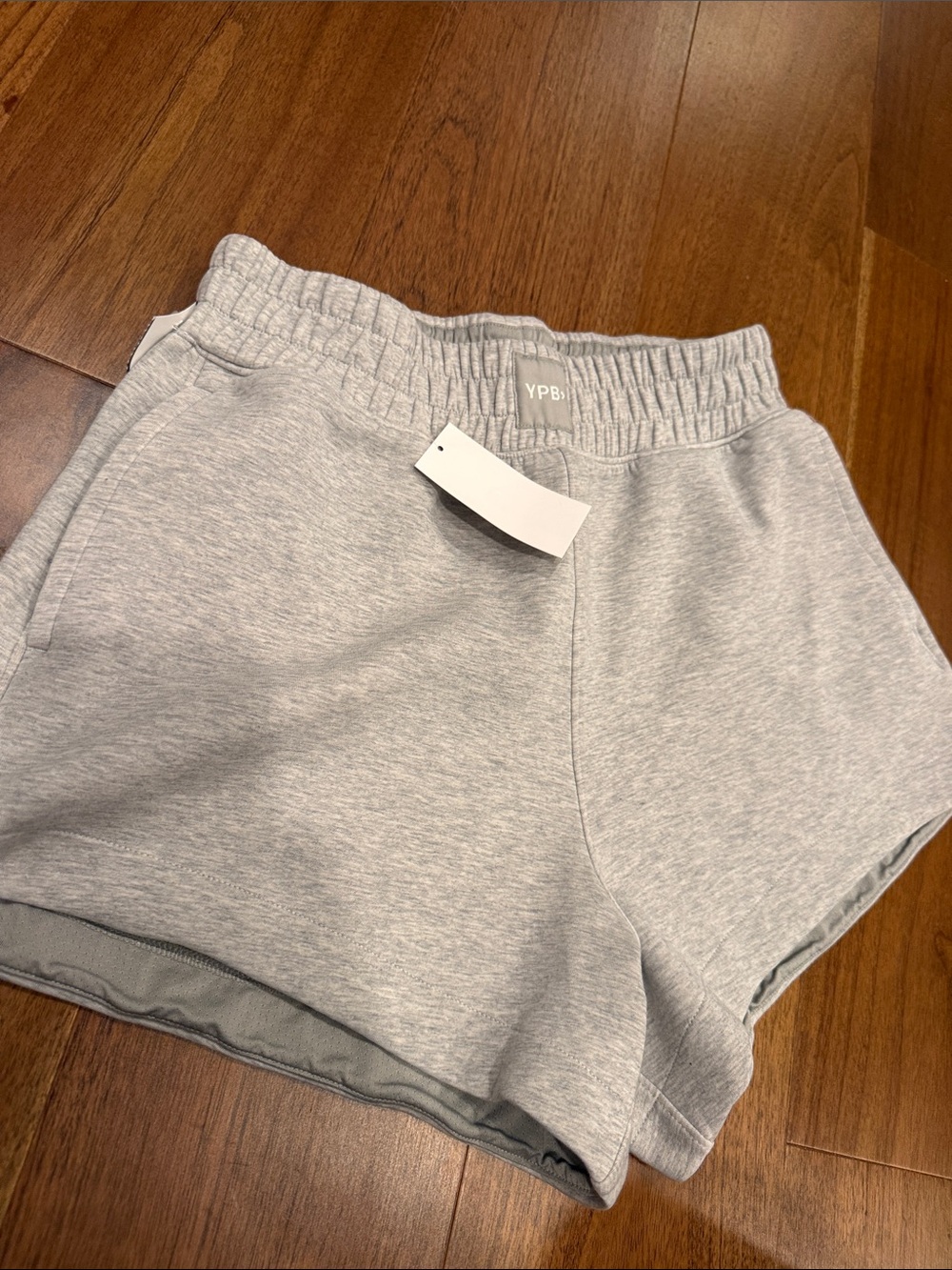Abercrombie & Fitch active "YPB" high rise sweat shorts - Picture 1 of 6